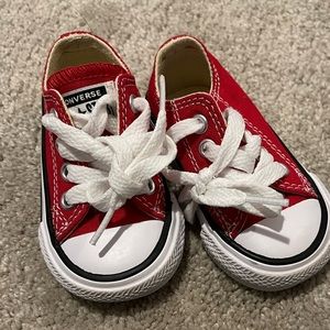 Baby converse sneakers (barely worn)